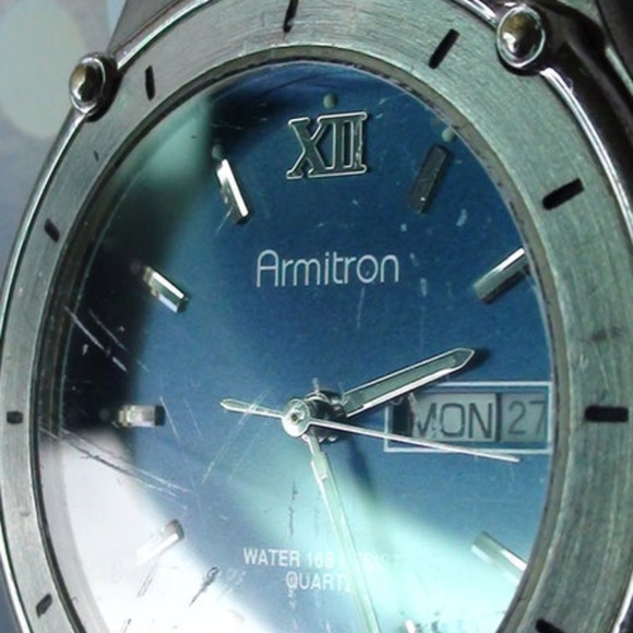 Armitron Men's Watch 1980s Working Time and Date Vintage Strong Made - Picture 5 of 8